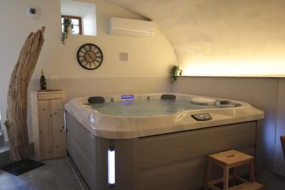 Gîte de charme avec jacuzzi et sauna privatifs