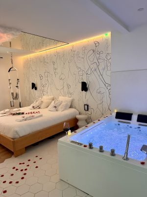 Nuit Éternelle- Love room avec jacuzzi privatif