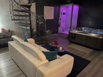 Une Nuit pour Nous, Suite avec Jacuzzi et Hammam