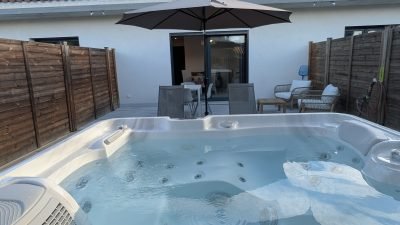 Studio cosy sur la Côte d'Azur avec Jacuzzi privatif