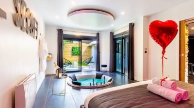 Loveroom à Nantes avec spa privatif : Le Secret