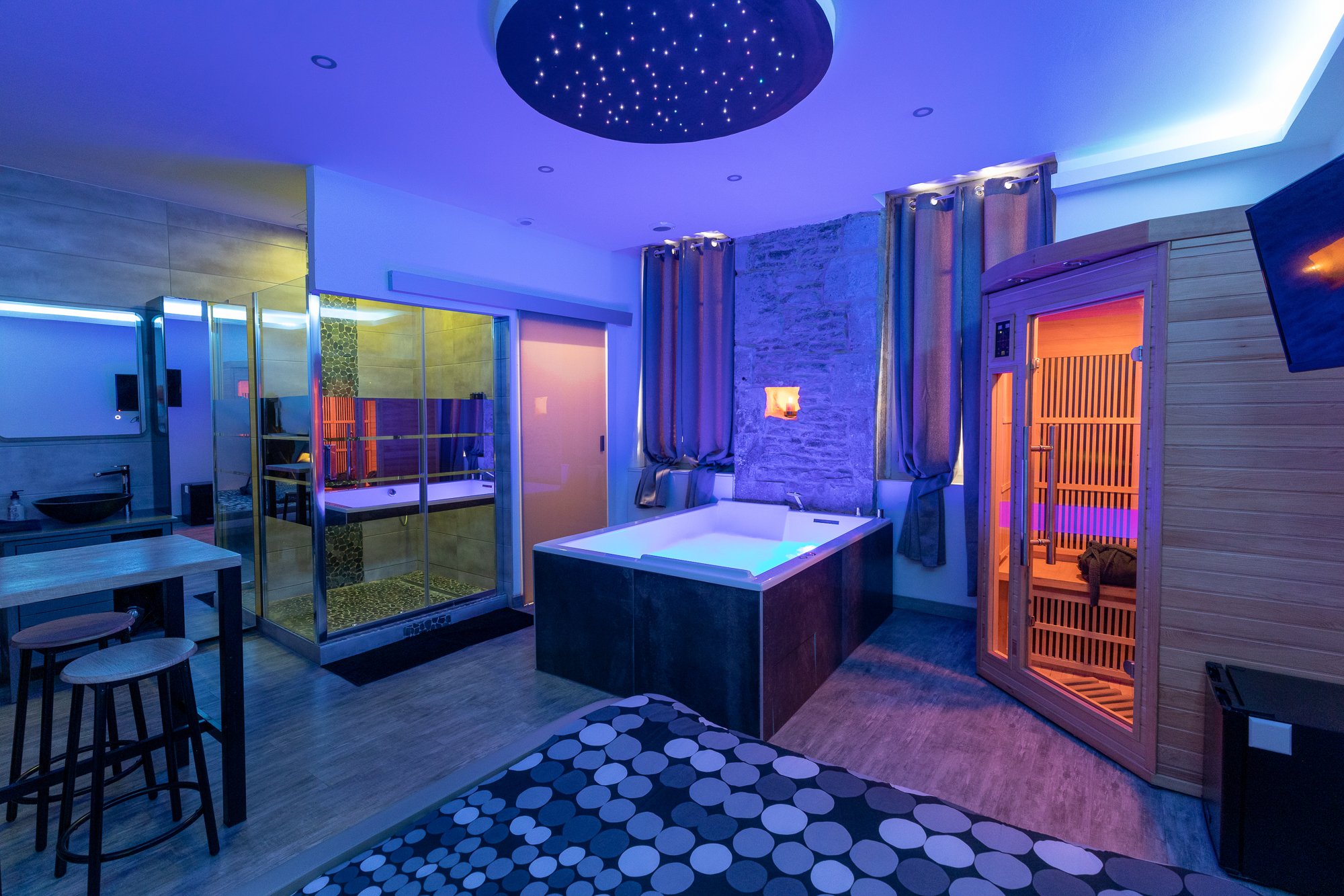 Cocooning Spa Dijon vue de la chambre