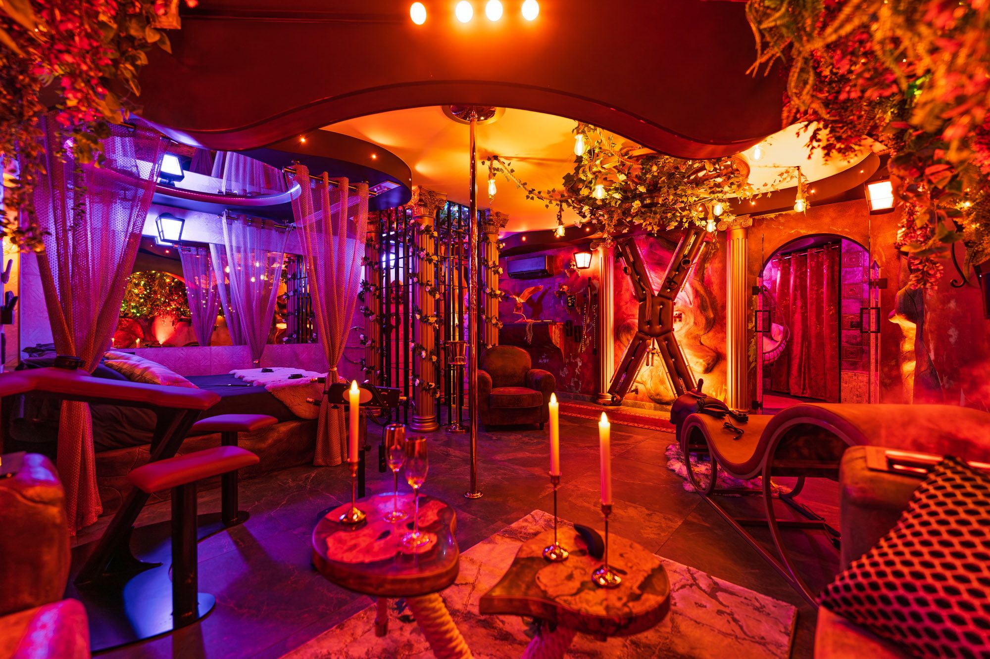 Love room à Nîmes - La Romaine