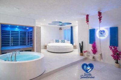 Suite romantique Santorini avec Balnéo et Sauna
